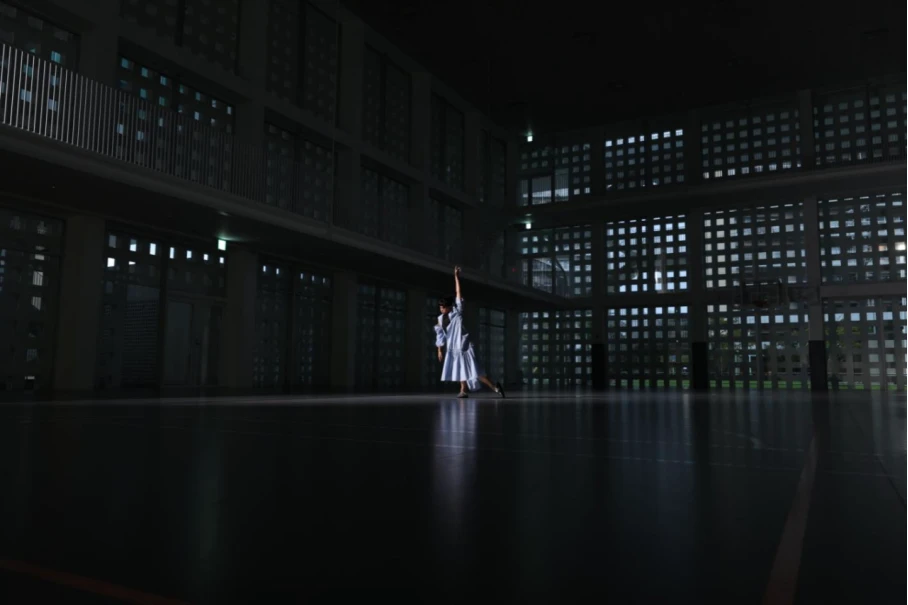 【新闻稿】佳能发布恒定F2.8光圈轻量化超广角变焦镜头RF16-28mm F2 拷贝.8 IS STM936.jpg