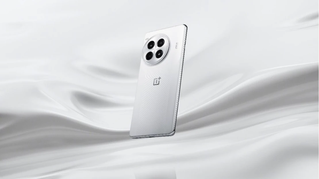 年度性能巅峰大作一加 Ace 3 Pro 正式发布 售价 3199 元起936 拷贝.jpg