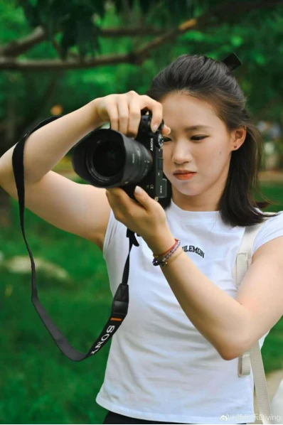 跳水冠军叠加摄影Buff，这样的陈芋汐太有魅力了1347 拷贝.jpg