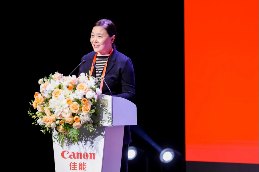 【新闻稿】超越瞬间，成就经典，2025北京国际摄影周佳能CPS会员摄影展开幕暨会员之夜活动在京举行588 拷贝.jpg