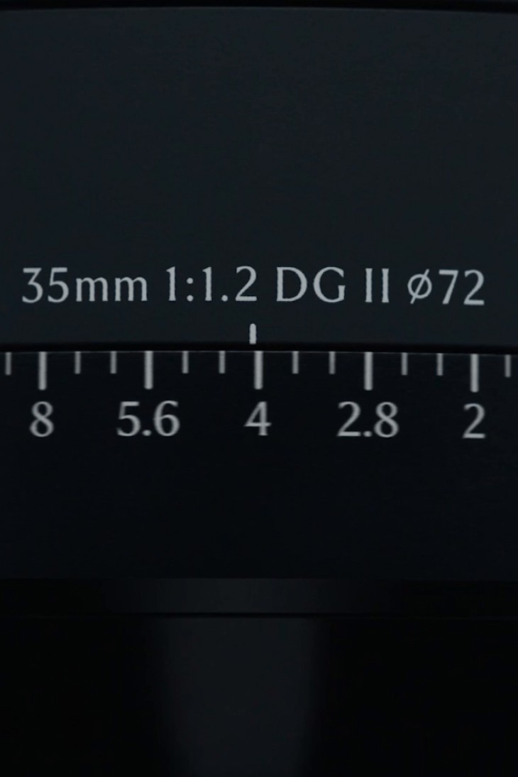 定稿_ 370_新品发布推文_35mm_F1.2_DG _2025337 拷贝.jpg