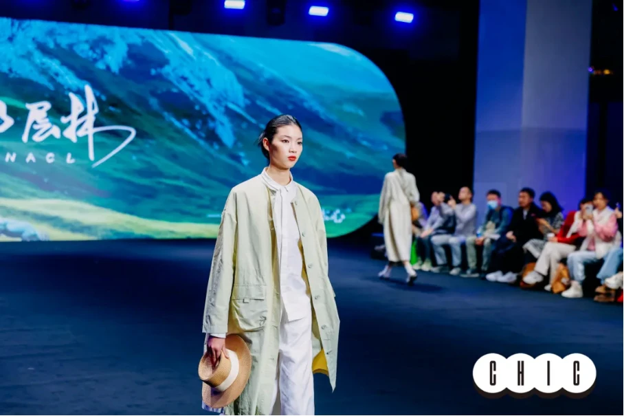 20250508_1746686090976404.jpg 【案例稿】电影机讯道化直播的新应用,“佳直播PRO”电影机讯道化直播解决方案打造秀场视听新风尚3229 拷贝.jpg