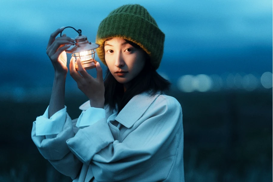 索尼轻量化人像定焦G大师镜头FE 85mm F1 拷贝.4 GM II发布945.jpg