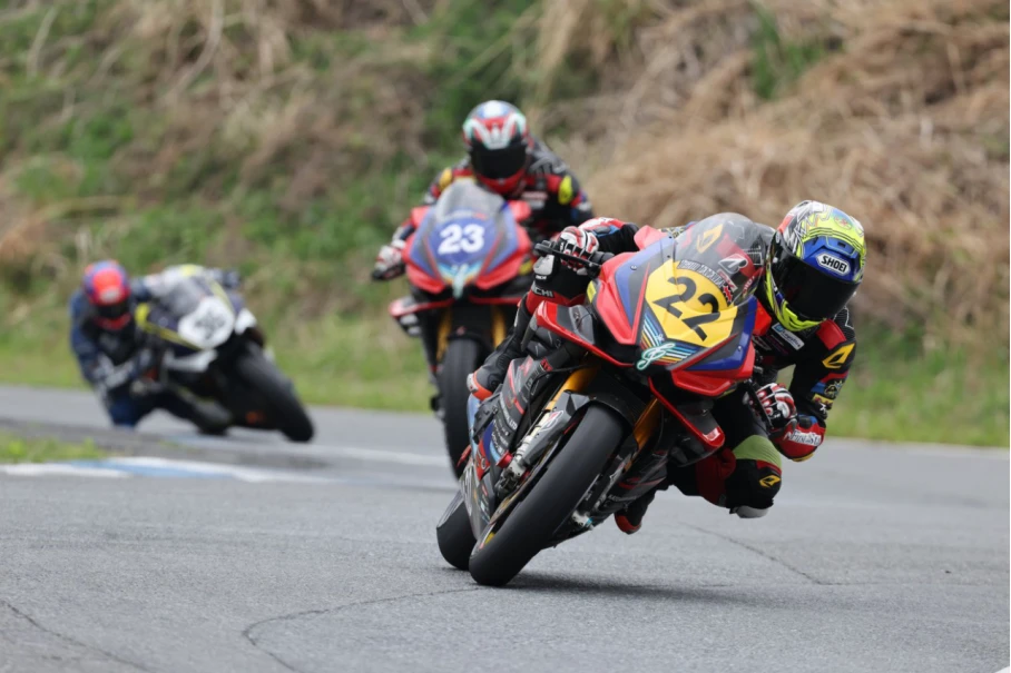 【新闻稿】超越不止 5系传奇 佳能发布新一代强者全画幅专微相机EOS R5 Mark II3370 拷贝.jpg