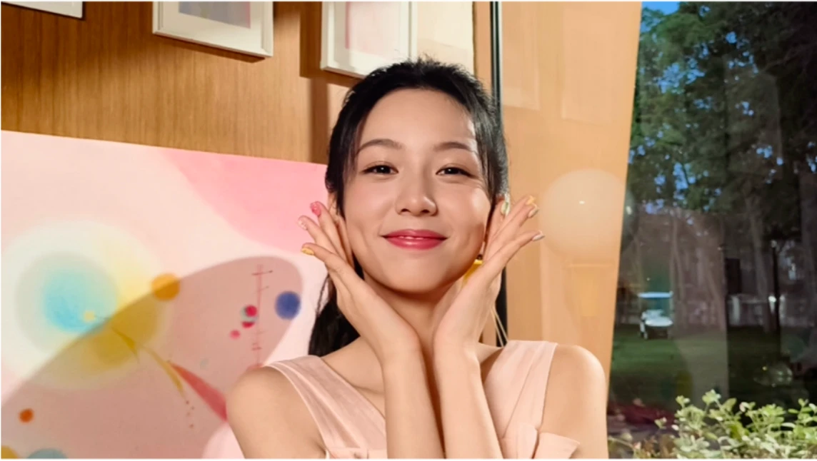 20250530_1748590271841820.jpg 【vivo新闻】多彩小直屏+直出氛围感+vivo+S30系列正式发布1019 拷贝.jpg