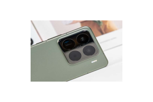 母系新旗舰手机激活量曝光：小米15系列超200万