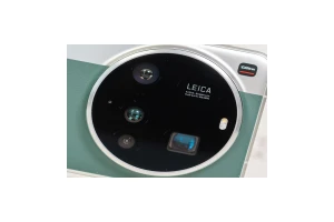 小米15 Ultra预售远超预期 今日全球同步首销