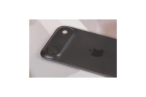 中国联通手机eSIM界面偷跑：为iPhone 17 Air做准备？