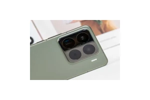 母系新旗舰手机激活量曝光：小米15系列破250万