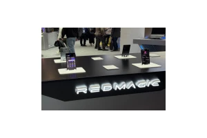 红魔电竞装备参展MWC 2025 加速电竞生态布局