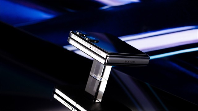 小米MIX Flip体验：小米对新形态的探索 一出手就是全能型