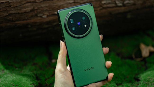 折叠屏的巅峰内卷：vivo X Fold5 重新定义轻薄全能旗舰