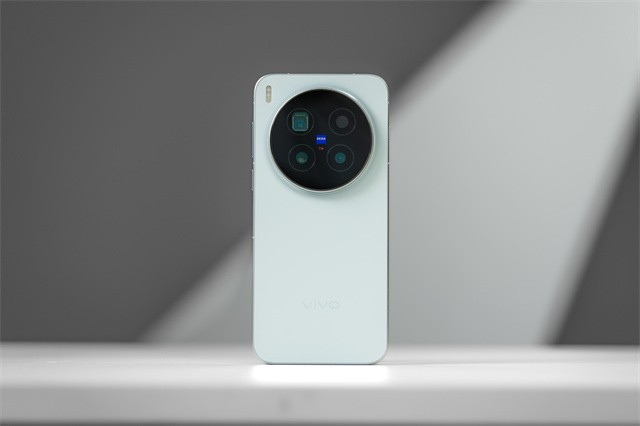 或许是下半年最强影像旗舰 vivo X300 Pro体验评测