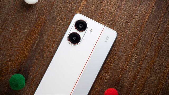 REDMI Turbo 4体验评测：天玑8400