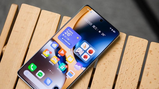 强悍性能搭配超级续航 真我GT7评测