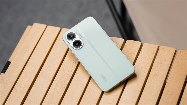 REDMI Turbo 4 Pro重铸1999元荣光 8sGen4比肩8Gen3