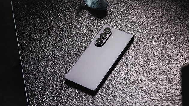 全面革命 牙膏挤爆 三星Galaxy Z Fold7深度体验