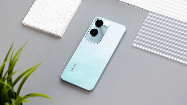 锚定千元入门级市场 vivo Y37评测