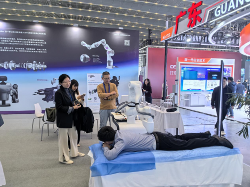 朗道机器人亮相西安科博会,展现人形机器人核心动力的创新力量