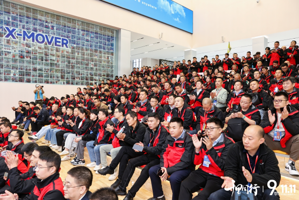 机器人新赛道热潮迭起！中力数智再双十一新奇迹