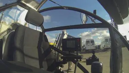 说明: 机器人03.jpg