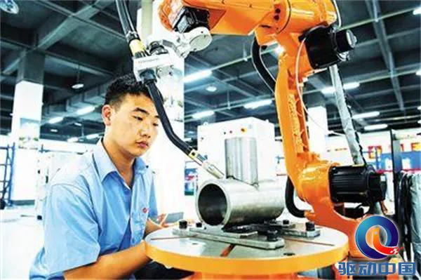 20160811090424319041