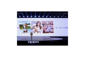 一拍二拼三出圈 OPPO Reno15首发出圈实况拼图