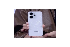 星光蝴蝶结闪亮登场 Reno15首发全息光刻工艺