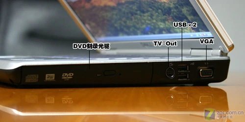 圣诞节的礼物 白色版戴尔1420唯美评测 