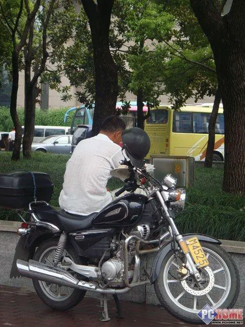 拥有92万像素触摸屏时尚索尼T700评测(9)