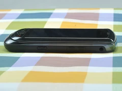 黑莓9800正面外观设计