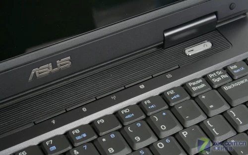 5800元配双核独显! 华硕X81热门本评测 