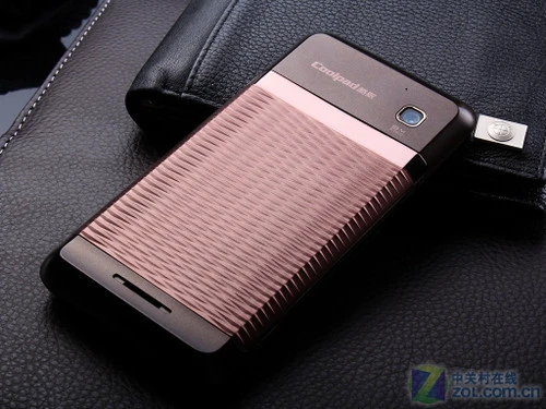 酷派基因+Android2.1的结合 酷派N930评测 