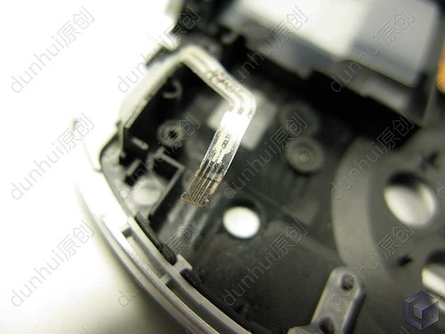 这个激情了 PSP go实机完全拆解大评测 