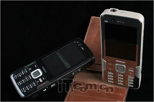 N系列直板王诺基亚N79与N82对比评测(2)