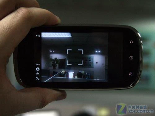  摩托罗拉XT800详细评测 