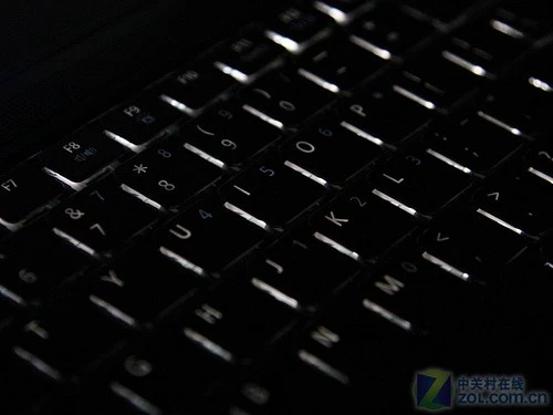 双显卡切换 配GT240独显宏碁5935G评测 