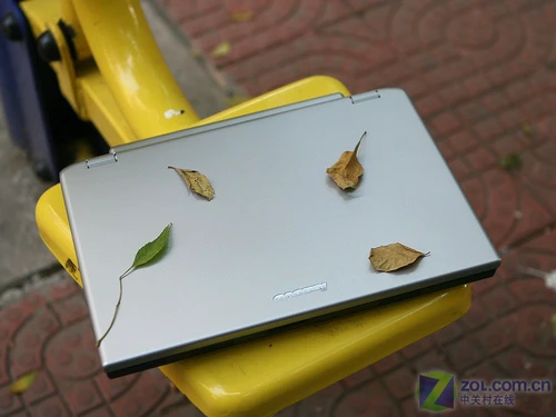 另类ThinkPad 联想N220笔记本详细评测 另类ThinkPad 联想N220笔记本详细评测