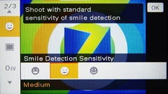 时尚代言内外兼修 奢华卡片索尼T700评测 时尚代言内外兼修 奢华卡片索尼T700评测