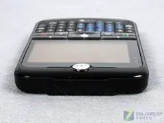 内置GPS芯片摩托全键盘智能Q11评测(2)