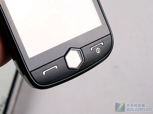 钻石切割绝美按键 三星i8000u评测第一弹