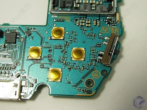 这个激情了 PSP go实机完全拆解大评测 