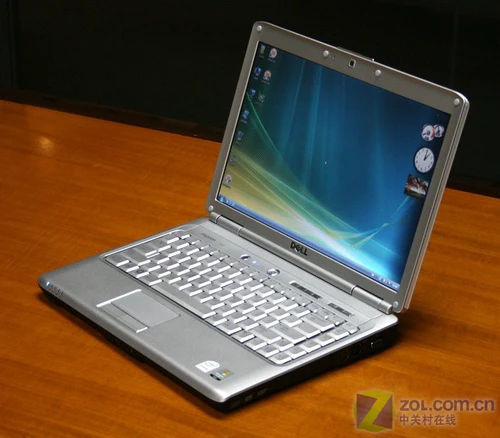 圣诞节的礼物 白色版戴尔1420唯美评测 