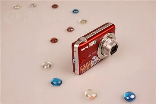 不仅是配置强大 明基卡片机T1260评测