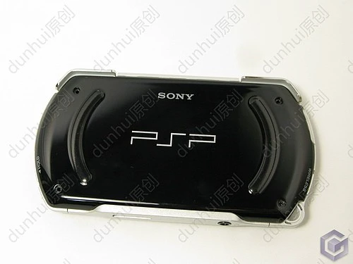 这个激情了 PSP go实机完全拆解大评测 