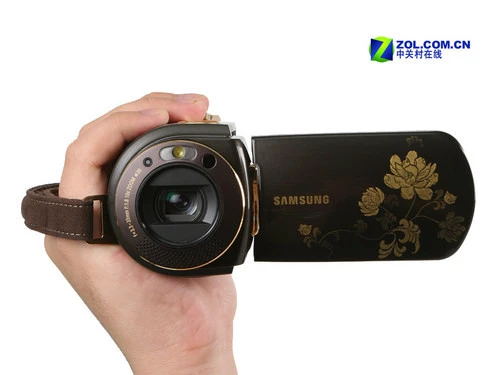 24K镀金打造 全高清闪存DV<a class=a_key target=_blank href=http://price.sosol.com.cn/pri_list_brand_1918.html>三星</a> HMX08评测 