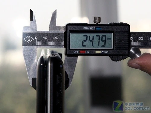 秒杀上网本 轻薄时尚联想双核U150评测 