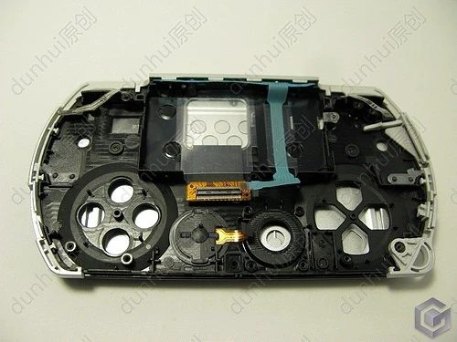 这个激情了 PSP go实机完全拆解大评测 