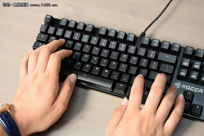 轴体及手感：国产TTC茶轴 打字倍儿爽