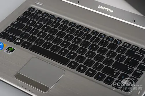 金属机身精致做工三星Q430笔记本评测(3)